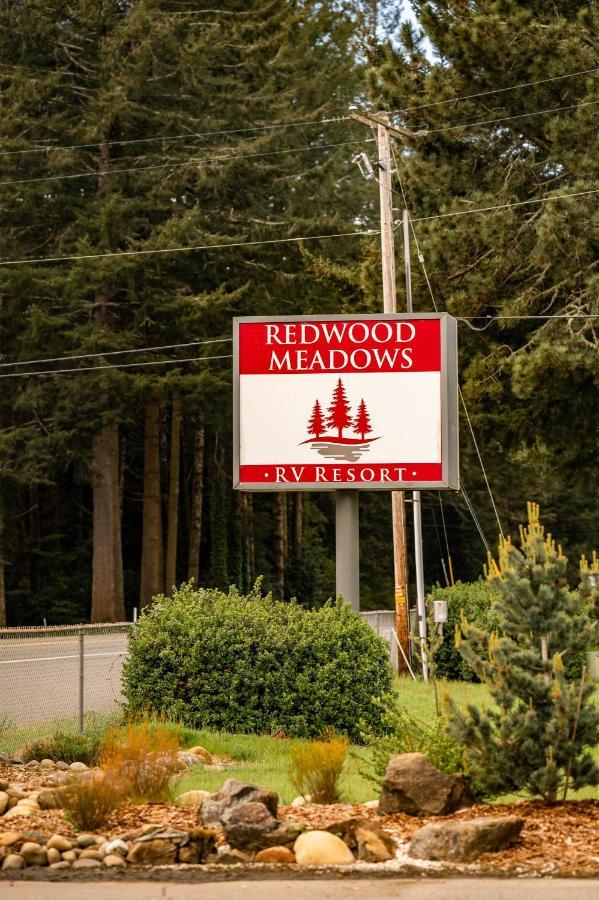 Redwood Meadows Rv Resort Кресент-Сіті Екстер'єр фото