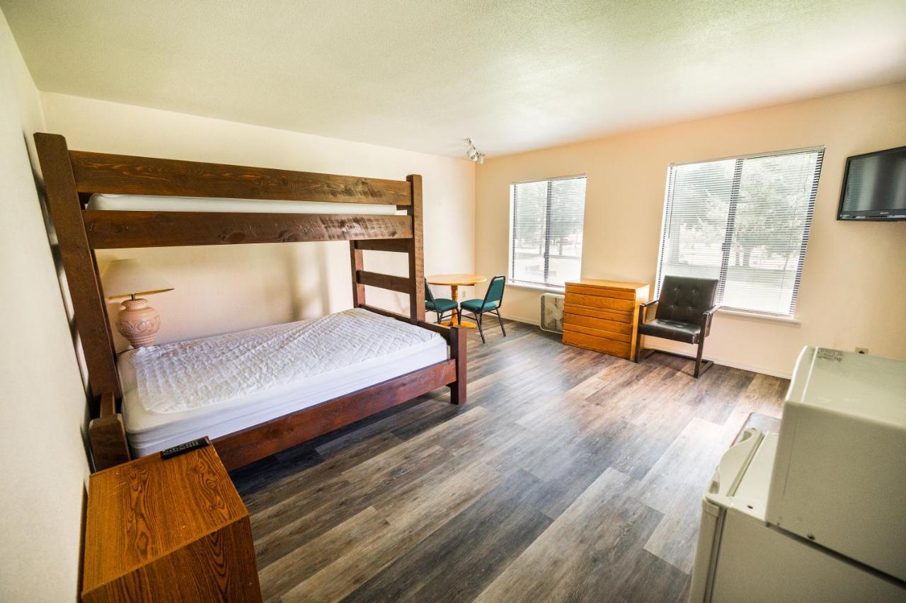Redwood Meadows Rv Resort Кресент-Сіті Екстер'єр фото