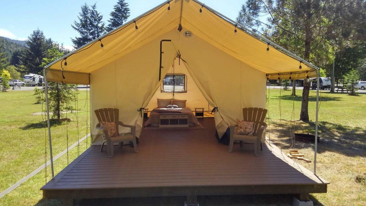 Redwood Meadows Rv Resort Кресент-Сіті Екстер'єр фото