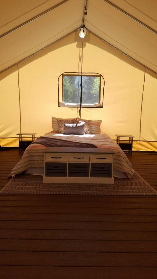 Redwood Meadows Rv Resort Кресент-Сіті Екстер'єр фото